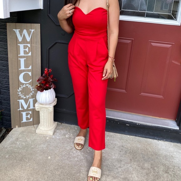 Express straplesss jumpsuit - Picture 1 of 3